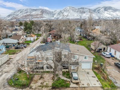 2946 Ogden Ave