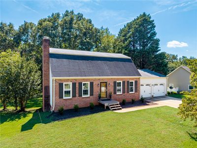 102 Princess Grace Ave