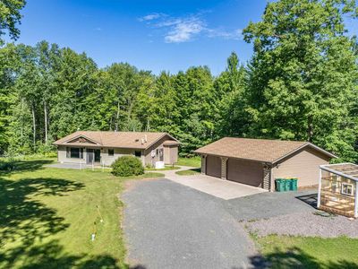 8494 S Oliphant Rd
