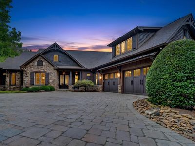 320 Knollwood Dr