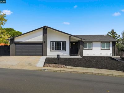 4295 Suzanne Dr