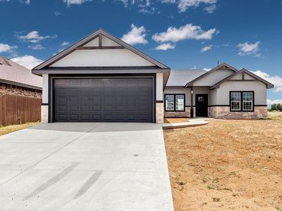 1405 NE Mustang Dr