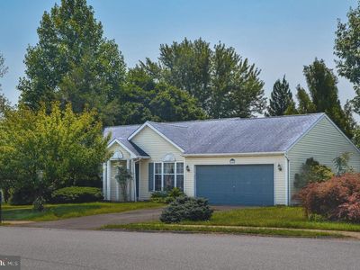 16 Hoffheins Dr