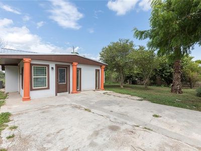 3214 S Bluebonnet St