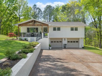 2233 Fantasia Dr NW