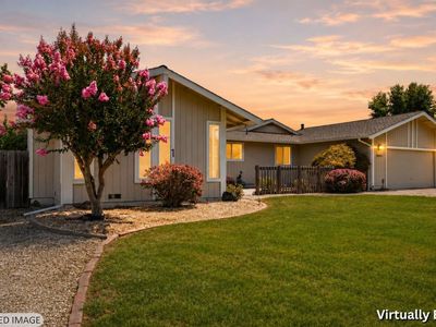 1261 Sweetbriar Drive