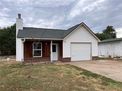 1275 Massey St