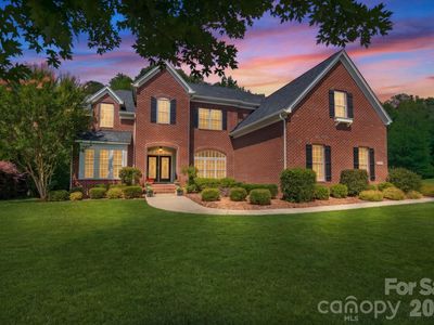 415 Five Leaf Ln