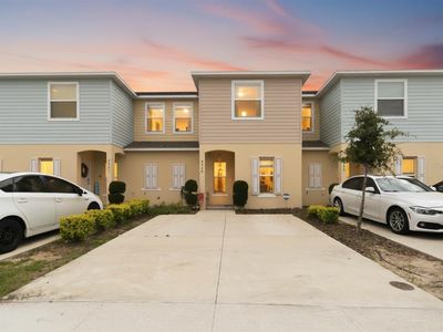 4729 CORAL CASTLE DRIVE