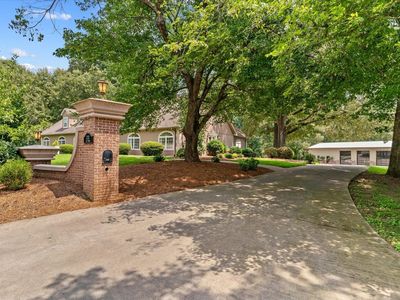 2121 Hummingbird Dr