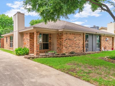 5729 Cancun Dr