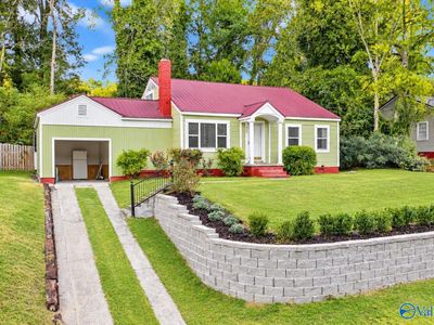 208 Highland Ave