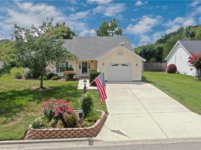 4417 Garden Club St