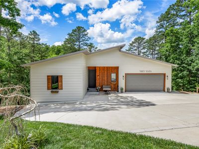 37 Shropshire Dr