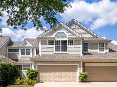 224 Woodstone Cir