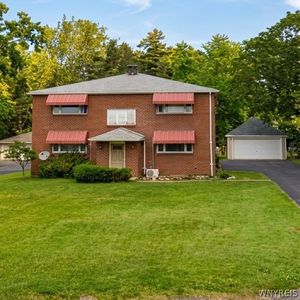 1700 Orchard Park Rd