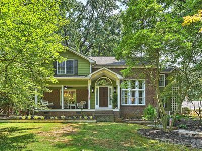 1213 Diana Lee Ln