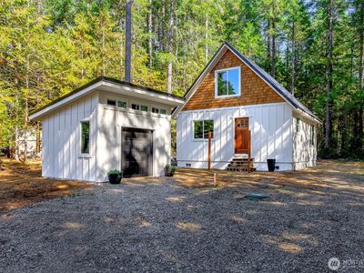 111 N MOUNT JUPITER Drive