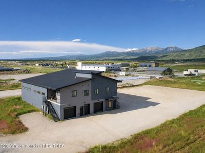 1310 Industrial Ln