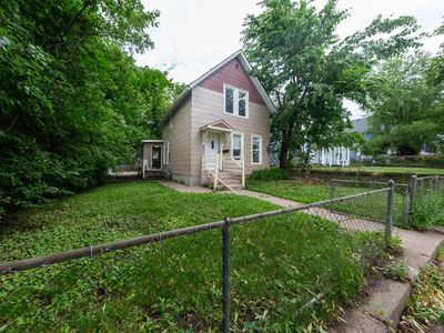 955 Wilson Ave