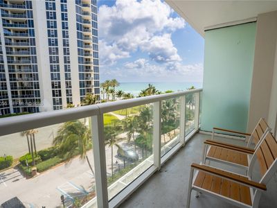 19201 Collins Ave #425