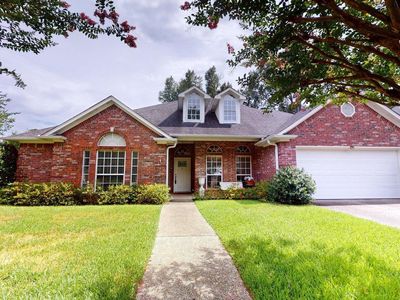 2920 Gloucester Dr