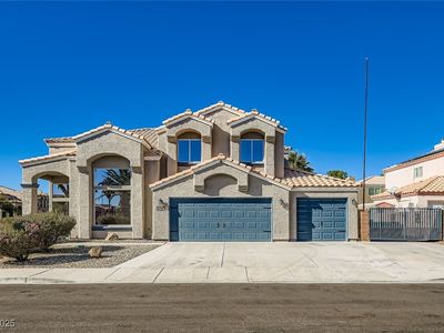 4701 Royal Sunset Ct