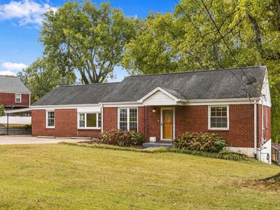 2235 Aubrey Ct