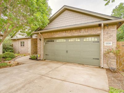2220 Cobblestone Ct