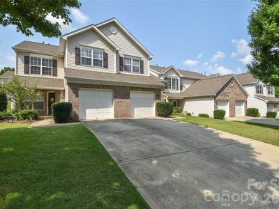 12222 Stratfield Place Cir