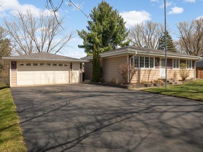 2293 Golfview Dr