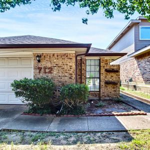 712 Via Miramonte