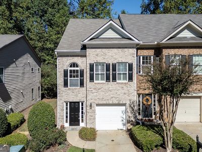 1102 Firethorne Pass
