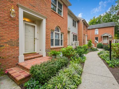 622 Central Ave APT 4