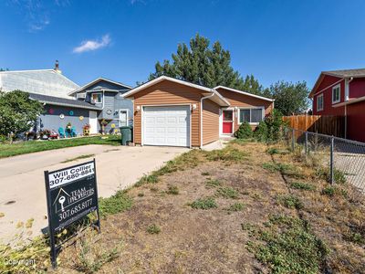 Property at 209 E Laurel St, Gillette, WY