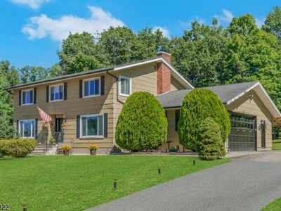 40 Hillsdale Dr