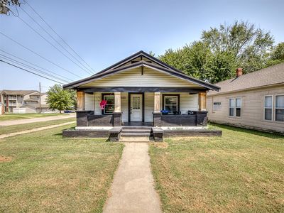 800 S Seneca Ave
