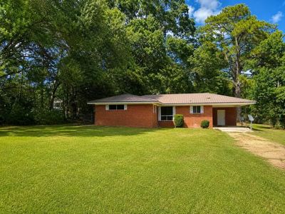 4741 Highway 15 N