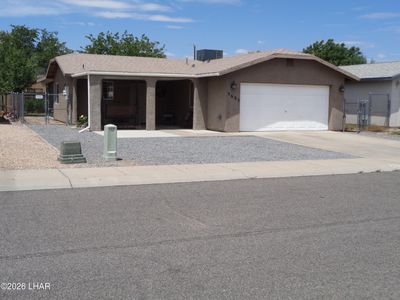 3605 N Skylark Rd