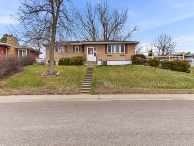 701 33rd Ave NE