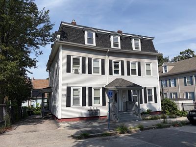 34 Newbury St