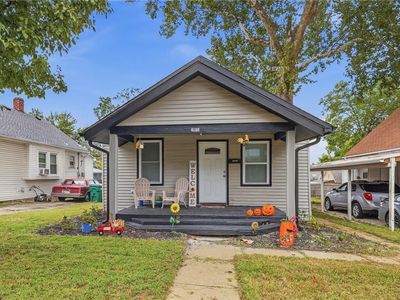 4008 Strong Ave