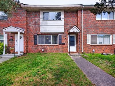 869 S Club House Rd APT 3