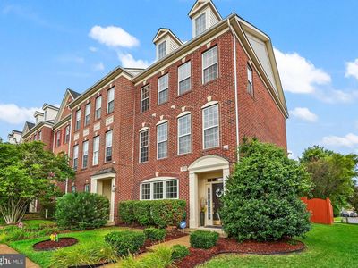 2725 Celestial Dr