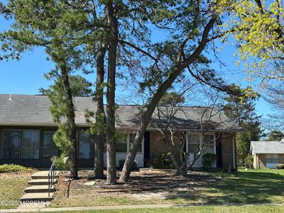 22B Buckingham Drive