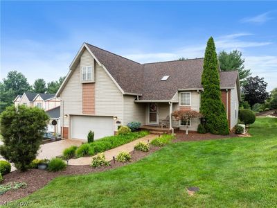 323 Harmony Dr