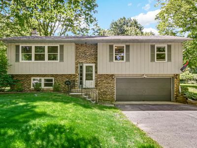 166 N Woodland Dr
