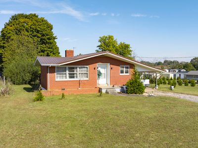 142 Highway 3284