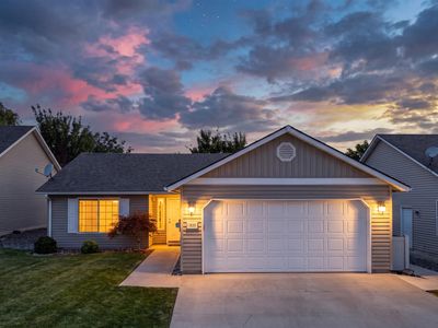 1625 Foxglove Ave