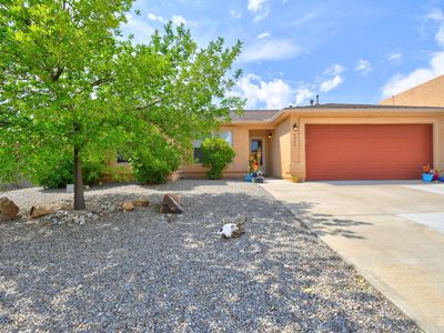 4946 Kokopelli Dr NE